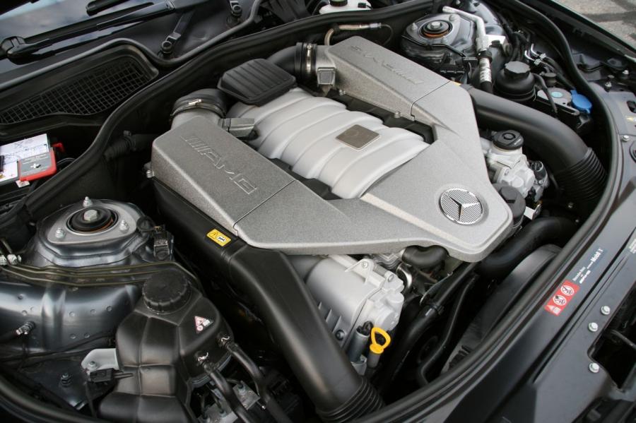  Mercedes-Benz S63 AMG 2008 года  (фото 8 из 42)